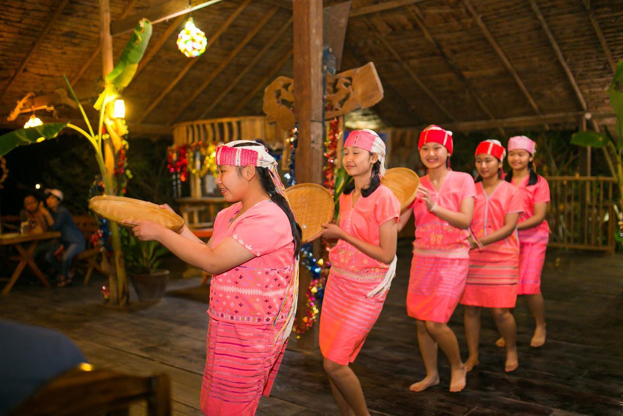Karen Eco Lodge Ban Kat Exteriör bild